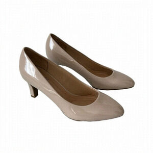Abella Taupe Patent Leather Pumps - Size 9W